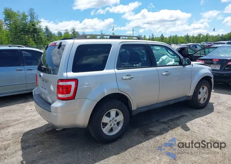 2010 Ford Escape Xlt from USA, damaged, VIN 1FMCU9D79AKC22700